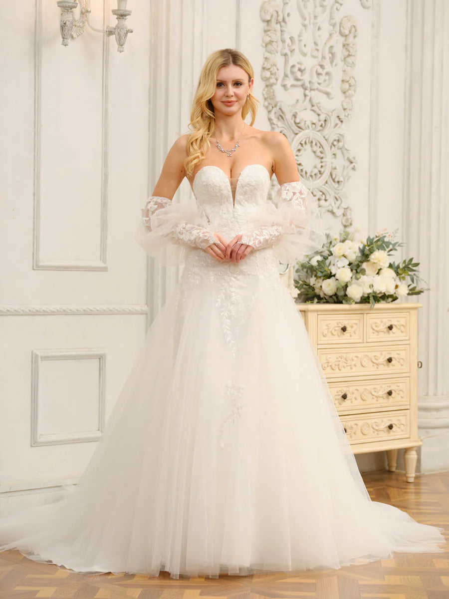 Low Prices A-Line/Princess Sweetheart Long Wedding Dresses With Appliques
