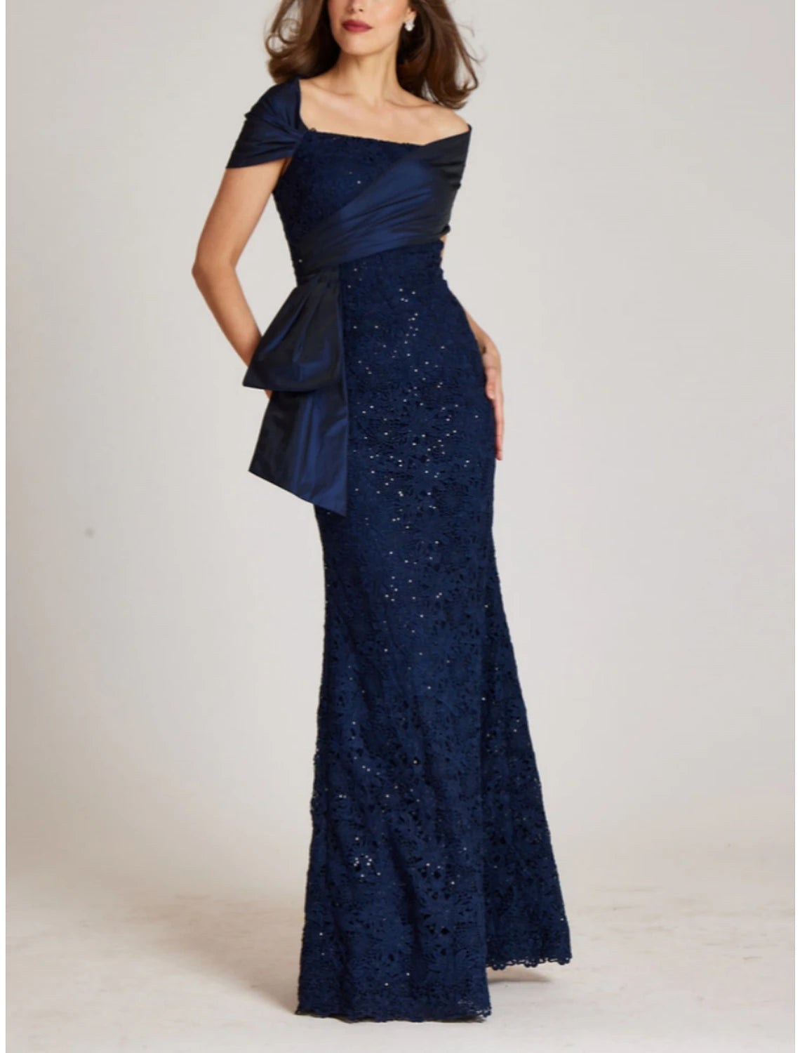 Take Advantage Mermaid / Trumpet Evening Gown Elegant Dress Formal Black Dress Plus Size Floor Length Short Sleeve Off Shoulder Lace with Glitter Ruched Take Advantage Mermaid / Trumpet Evening Gown Elegant Dress Formal Black Dress Plus Size Floor Length Short Sleeve Off Shoulder Lace with Glitter Ruched